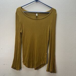 Free People Long Ribbed Bell Sleeves Yellow Scoop Neck Boho Basic Top SZ M